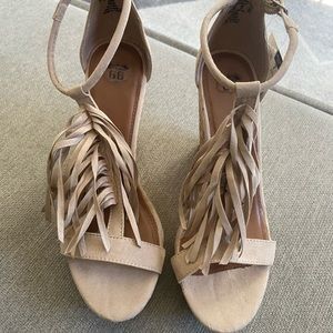 Tricia wedge heel. Taupe, medium width size 7
